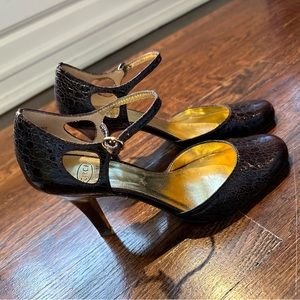 GOOOOORGEOUS Joan & David heels. Beautiful chocolate brown skin. Like new!